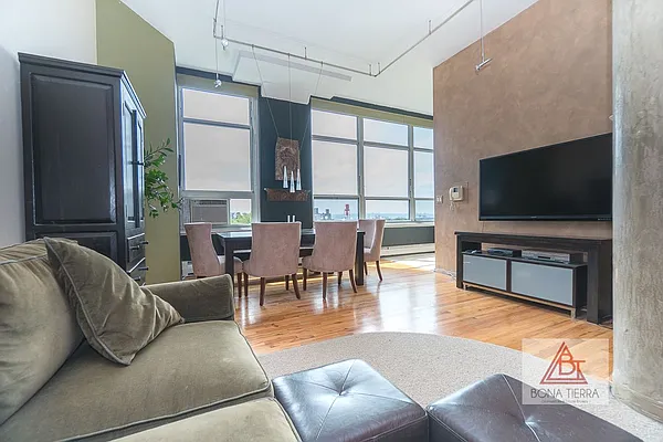 Sold by Bona Tierra | media 1