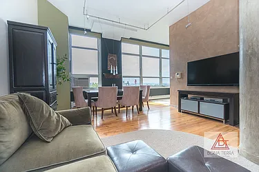 Sold by Bona Tierra