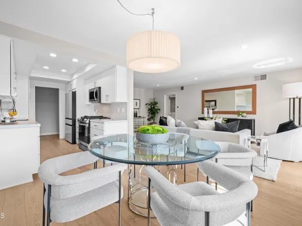 266 S Madison Ave APT 210, Pasadena, CA 91101