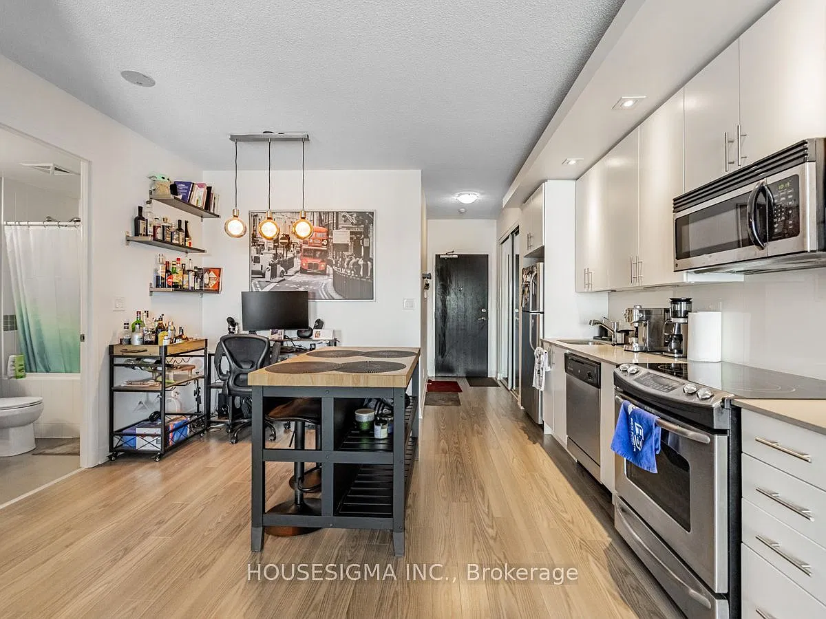 2 bed, $2,500 — Photo 3