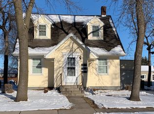 109 E Chestnut St APT 3, Redwood Falls, MN 56283