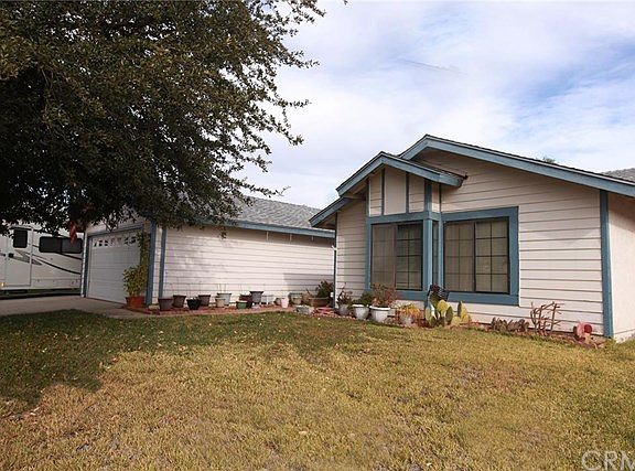 2nd image of 15400 Paseo Carmel