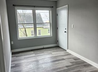 32 Irving St #2F, Everett, MA 02149