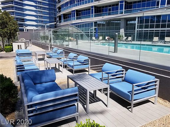 3rd image of 4575 Dean Martin Dr Unit 1009