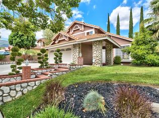 1042 Smoketree Dr, Corona, CA 92882