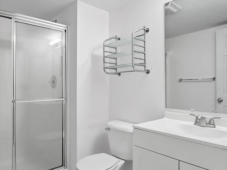 1335 Millbrook Trl — Photo 35