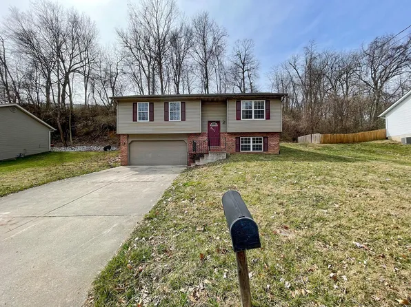 1005 Apache Dr, Collinsville, IL 62234