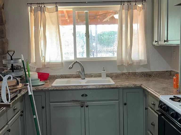 406 S Balboa Rd — Photo 16