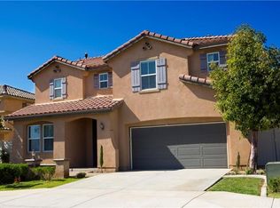 922 Sparrow Way, Perris, CA 92571