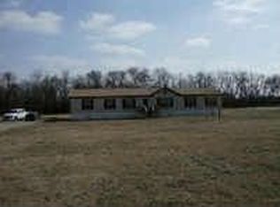 697 Private Road 459, Trenton, TX 75490