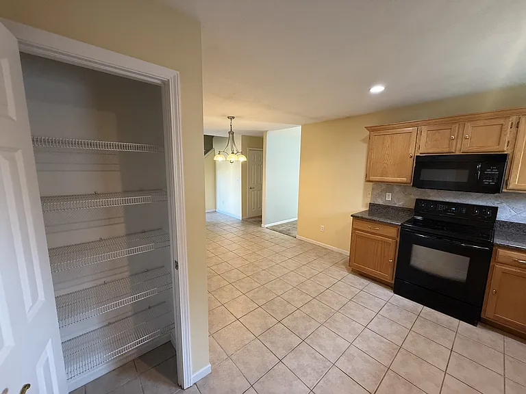1518 Legend Trail Dr #B — Photo 7