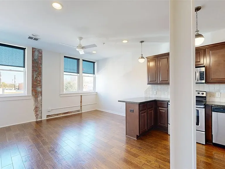 206 N Main St #124 — Photo 6