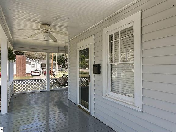 3rd image of 114 Brockman Ave