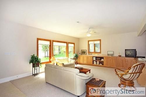 5th image of 2722 Camden Pointe Dr
