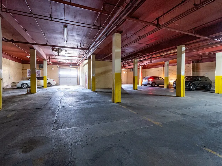 2300 S Central Ave #11 — Photo 15