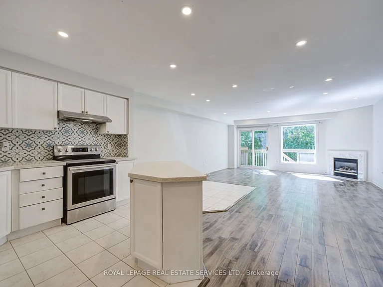 5530 Glen Erin Dr #22 — Photo 5