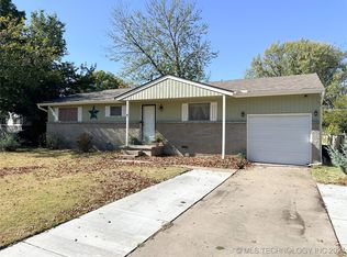 411 S Seminole Ave, Dewey, OK 74029
