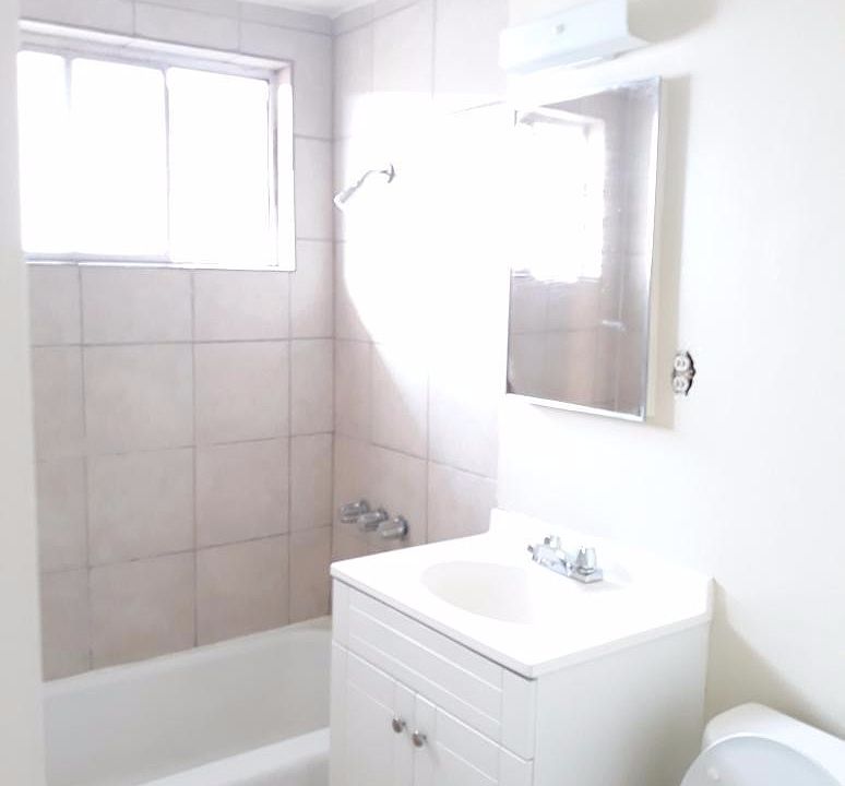 2nd image of 25030-25032 Oak St #B