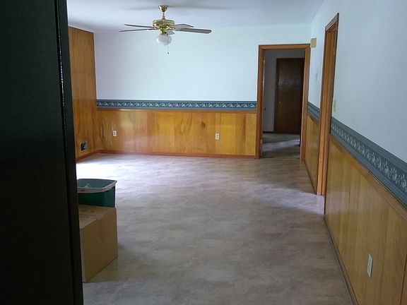 2nd image of 108 Wildrose Ln