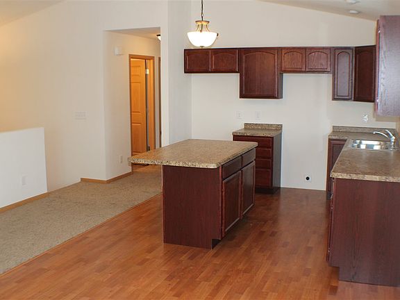 5th image of 2095 Josephine Ln