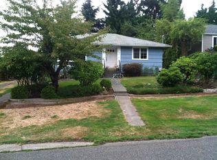 3710 NE 130th St, Seattle, WA 98125
