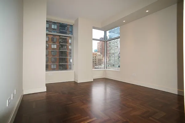 Rented by Town Residential | media 11