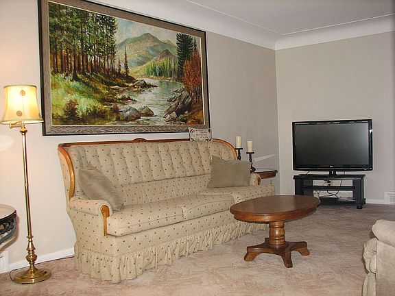 2nd image of 29716 Fairway Blvd