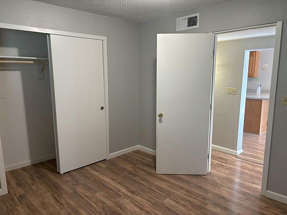 3rd image of 9546 E Arbor Cir