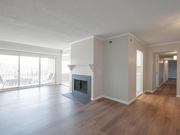 5th image of 1509 Regency Woods Rd APT 303