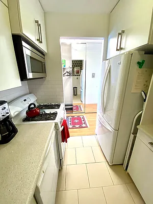 Rented by Bank Neary | media 6