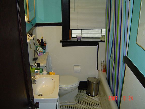 2nd image of 3521 Madison Park Ave