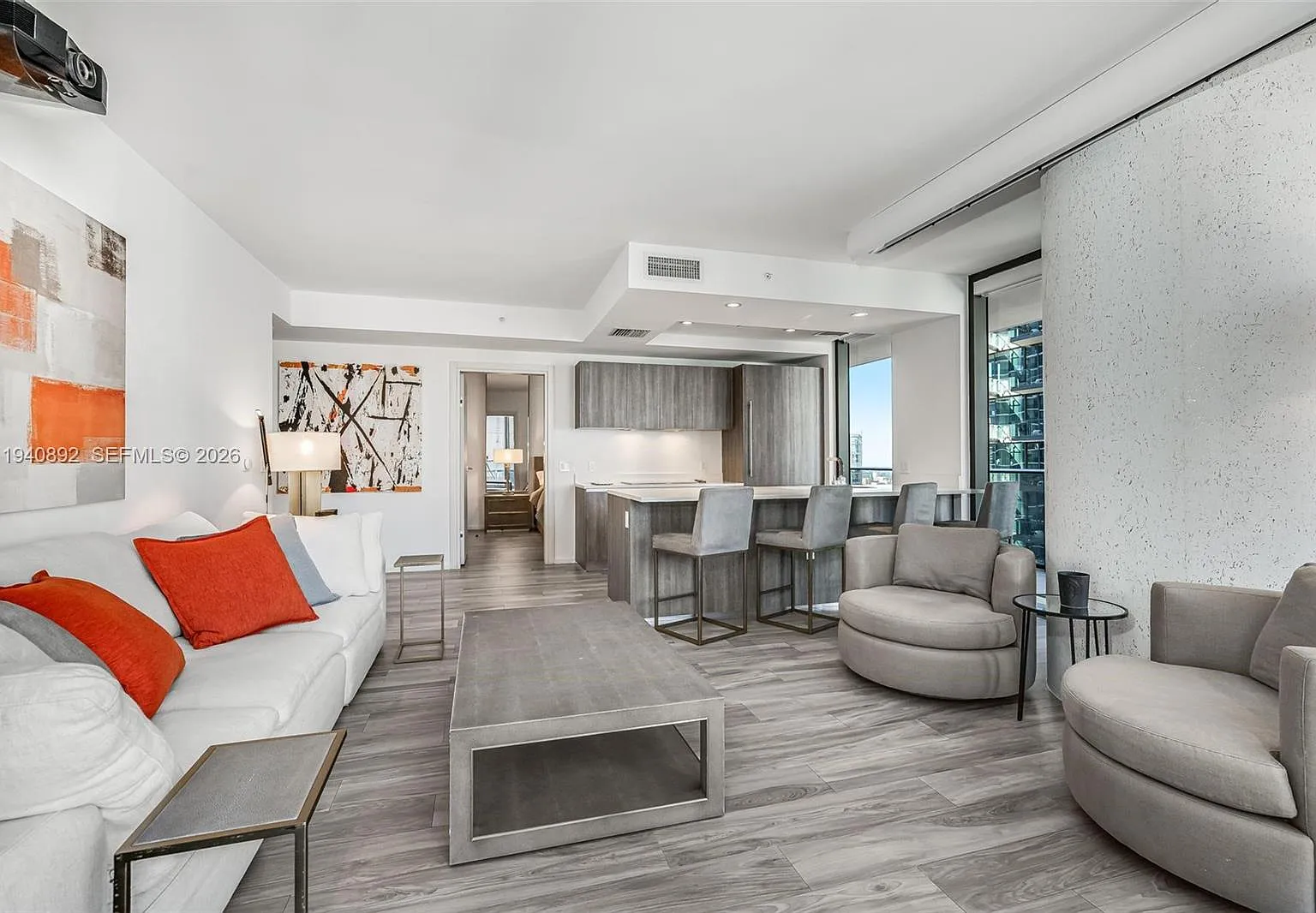 801 Sma Residences Condo — Photo 4