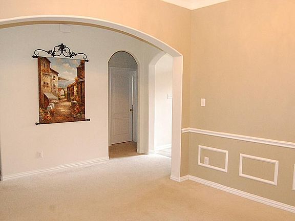 4th image of 11406 Bottlebrush Ln