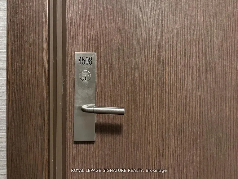 386 Yonge St #4508 — Photo 28