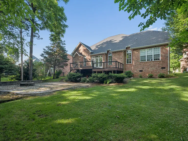 4029 Fremantle Cir — Photo 8