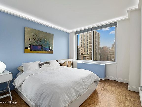4th image of 404 E 79th St APT 18E