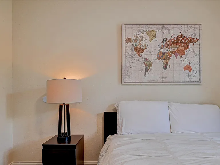 3903 Hermitage Hollow Ln — Photo 26