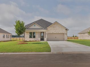 220 Farmland Cir, Perry, GA 31069