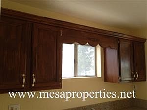 5th image of 839 W Olive St
