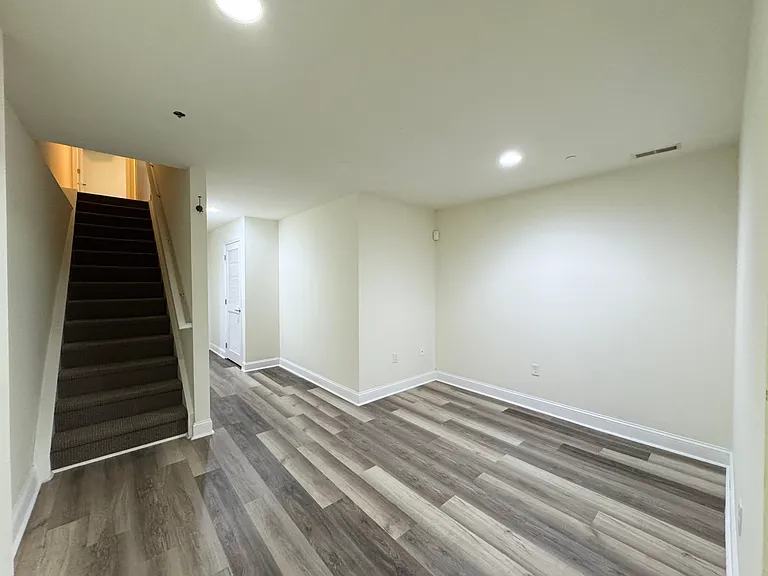1131 W Nevada St #1 — Photo 11