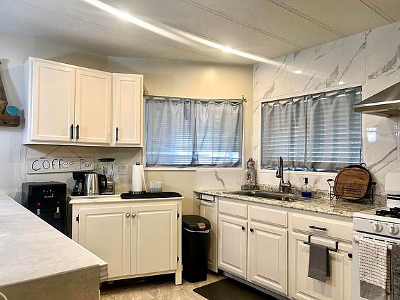 3rd image of 69530 Dillon Rd Space 6A