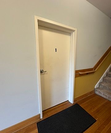 4th image of 1544 SE Hawthorne Blvd APT 1