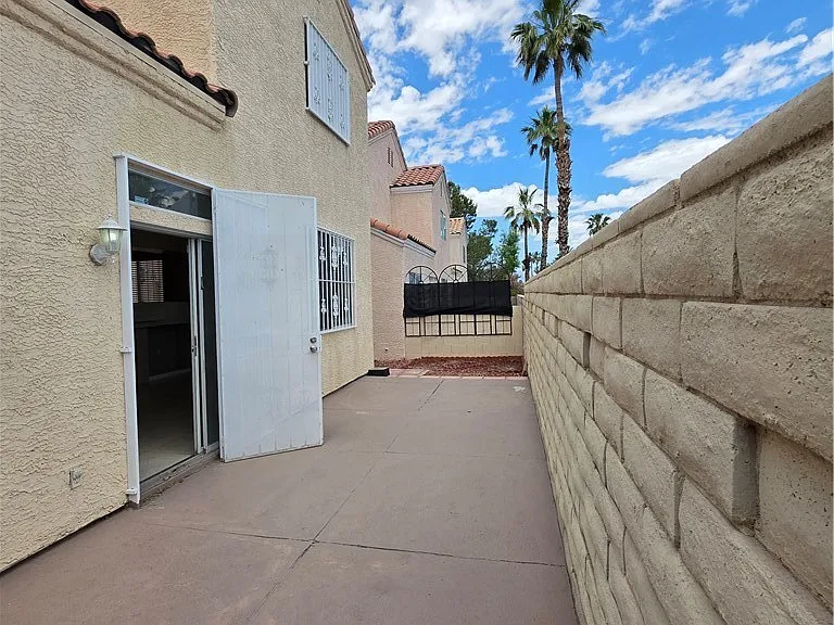 2524 Silver Shadow Dr — Photo 35