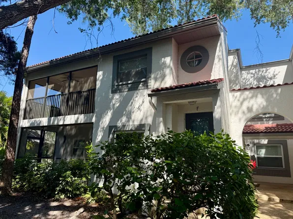 476 Santa Cruz Pl NE APT F, Saint Petersburg, FL 33703