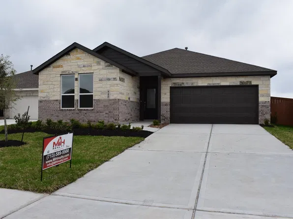 810 Heaven Dr, Beasley, TX 77417