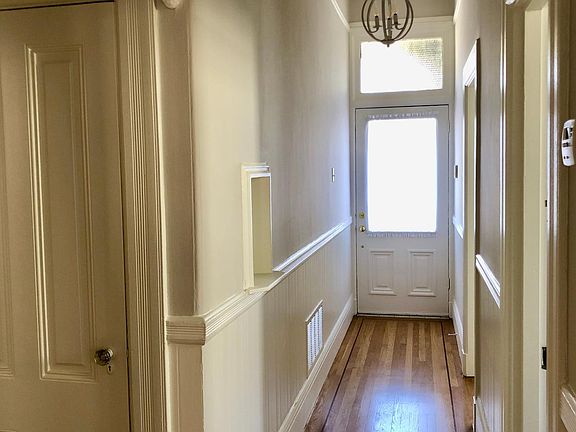 2nd image of 2229 Greenwich St