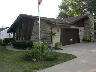 2nd image of 9257 S Sherwood Dr