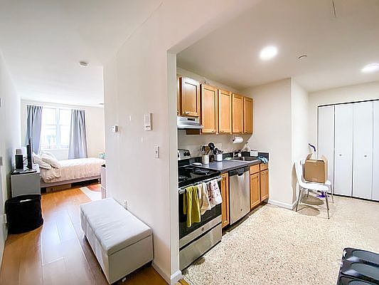 3rd image of 27-37 27th St #1J
