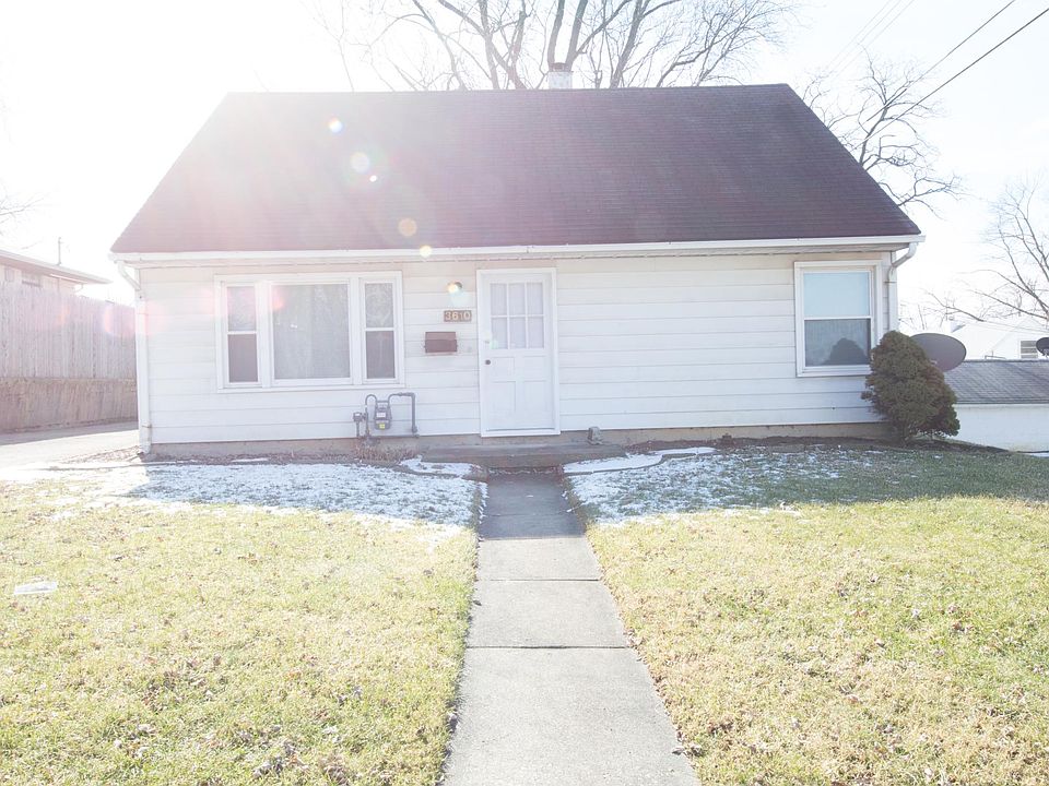 1st image of 3610 E 4th St