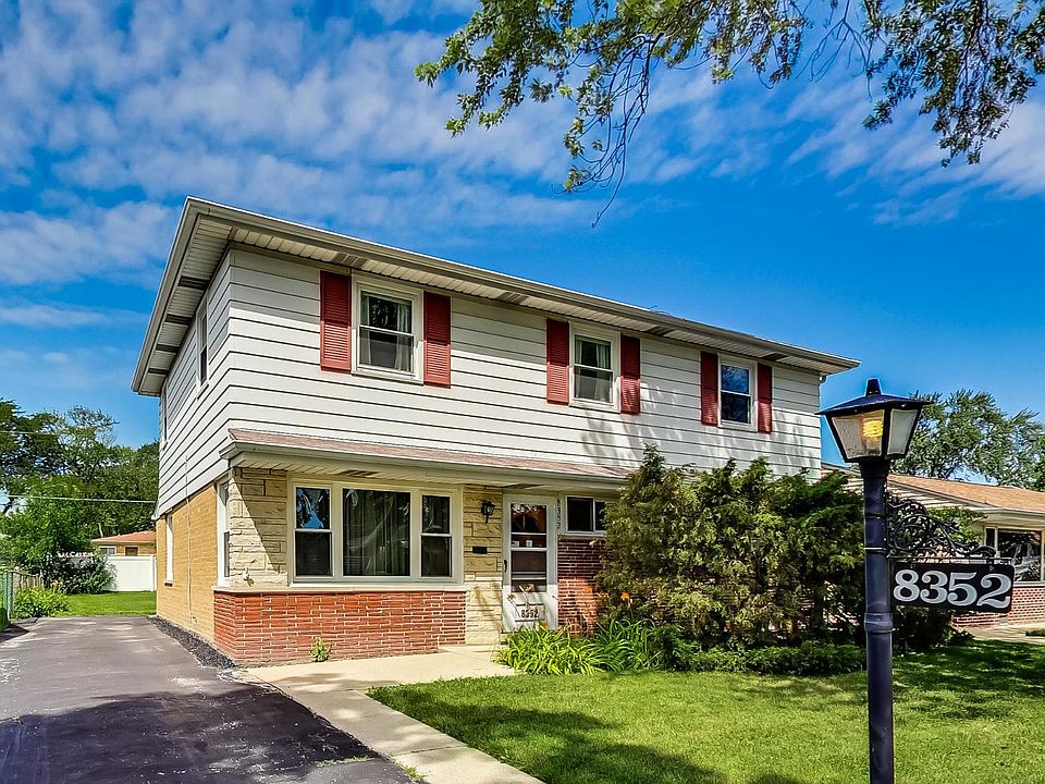 1st image of 8352 N Oconto Ave